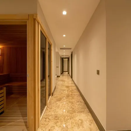 Hills Deluxe Villa