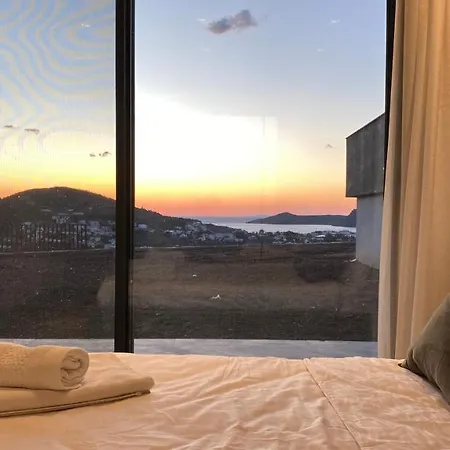 Hills Deluxe Villa
